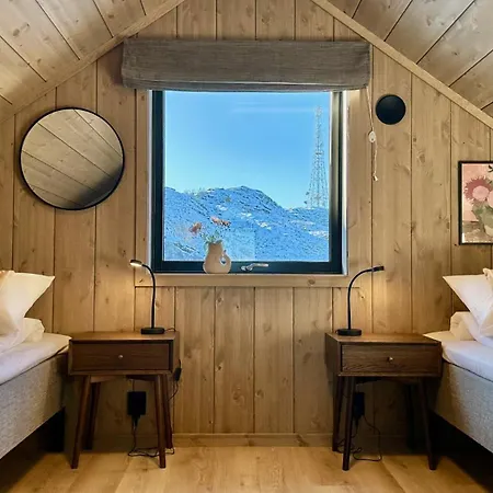 Premium With Grand View *