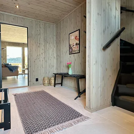 Premium With Grand View *