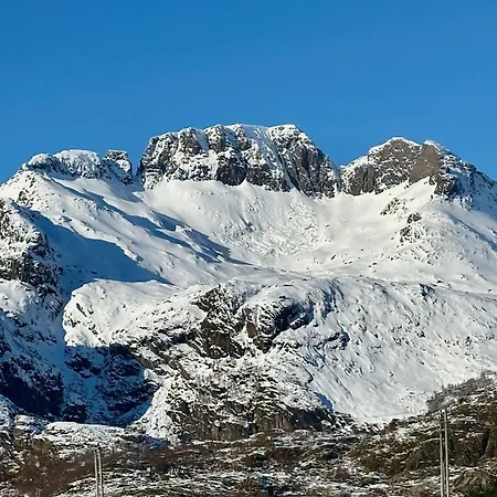 Alpesi faház Premium With Grand View Sørvågen